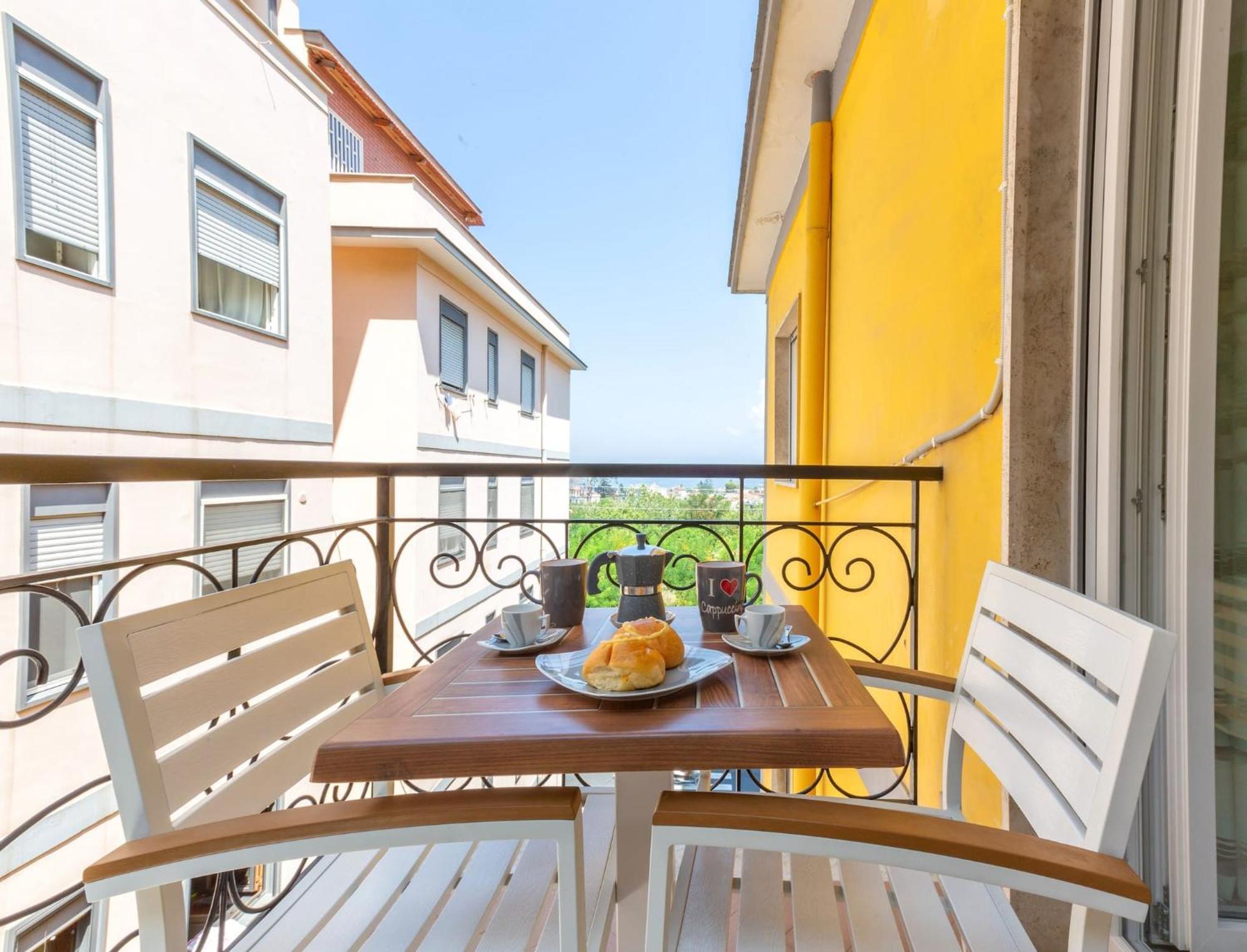Sorrentovibes - New & Stylish Two Bedroom Apartment With Balconies Zewnętrze zdjęcie