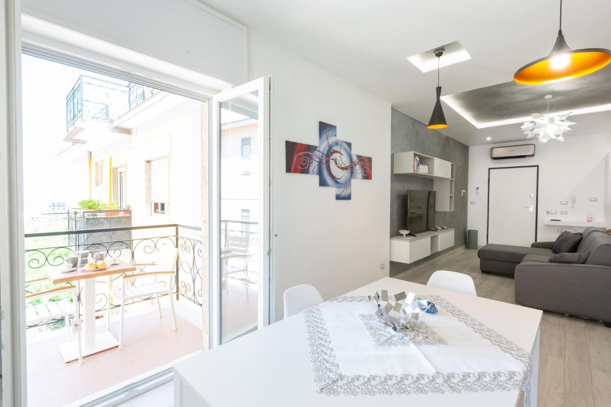 Sorrentovibes - New & Stylish Two Bedroom Apartment With Balconies Zewnętrze zdjęcie